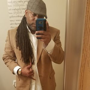 Meet your Posher, Benjamin